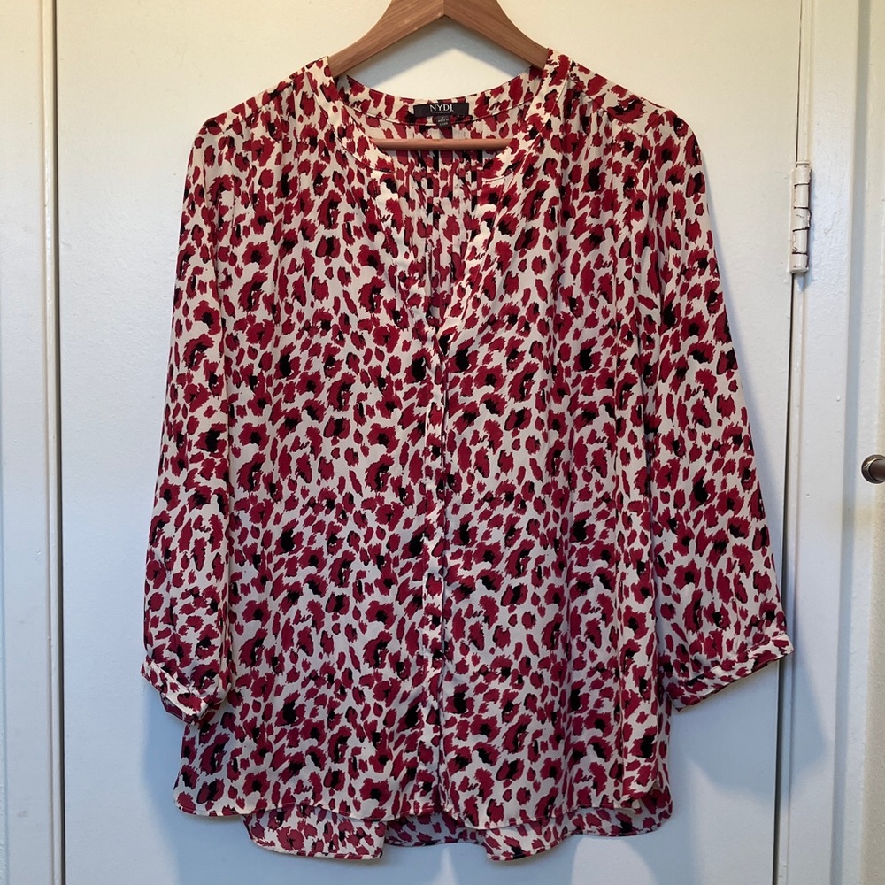 NYDJ V Neck Pin Tuck Blouse Top Red Black Large